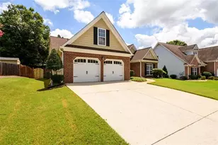 900 Downyshire Dr, Lawrenceville, GA 30044 - Photo 3