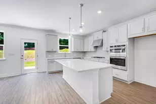 4024 Dantry Ln, Buford, GA 30519 - Photo 7