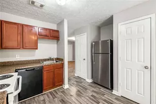 588 Elle's Wy, Griffin, GA 30223 - Photo 9