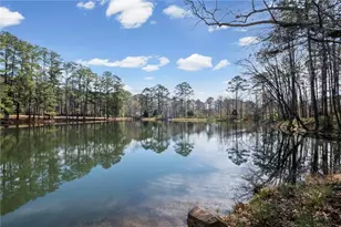 108 Waters Edge Dr, Woodstock, GA 30188 - Photo 3