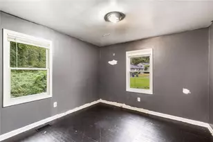 467 Park Valley Dr NW, Atlanta, GA 30318 - Photo 7