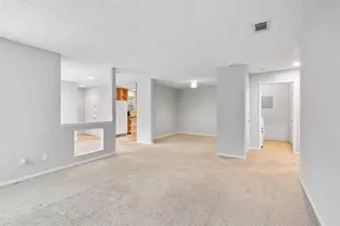 6808 Glenridge Dr, Atlanta, GA 30328 - Photo 9