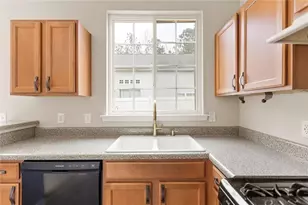 116 Swanee Ln, Woodstock, GA 30188 - Photo 11