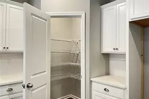 2375 Morgan Pl Dr, Buford, GA 30519 - Photo 9