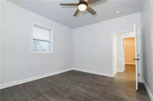 1220 Hightower Rd NW, Atlanta, GA 30318 - Photo 9