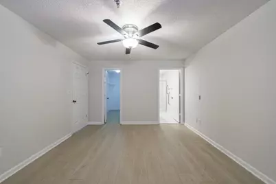 300 Johnson Ferry Road NE #B113, Atlanta, GA 30328 - Photo 19