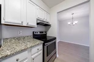 300 Johnson Ferry Road NE, Atlanta, GA 30328 - Photo 5