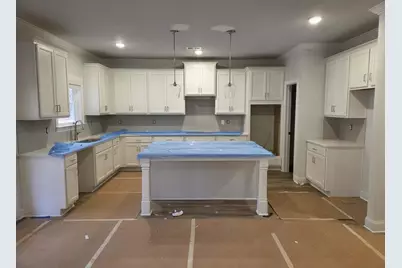 3240 Lions Ruby Lane, Atlanta, GA 30349 - Photo 7