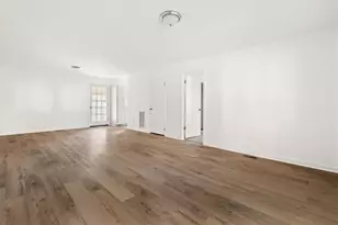 35 E Boxwood Dr SE, Cartersville, GA 30121 - Photo 5