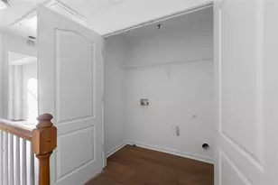 1270 Harris Commons Pl, Roswell, GA 30076 - Photo 17