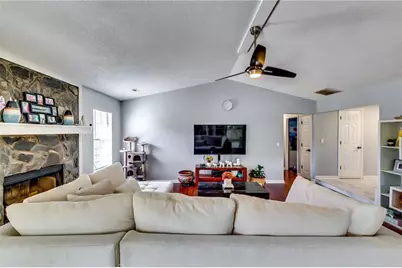 2582 Rosecommons Drive, Hampton, GA 30228 - Photo 3