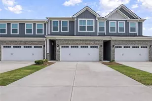 116 Salt Lk Ln, Hoschton, GA 30548 - Photo 1