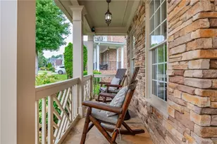 12842 Waterside Dr, Alpharetta, GA 30004 - Photo 3