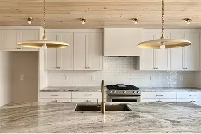 676 Hank Aaron Drive SE, Atlanta, GA 30315 - Photo 9