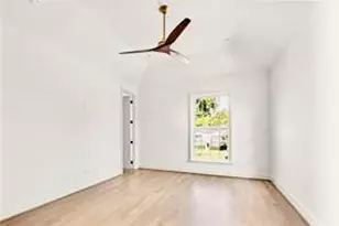 676 Hank Aaron Dr SE, Atlanta, GA 30315 - Photo 21