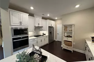 1601 Bonica Crossing, Cumming, GA 30040 - Photo 5