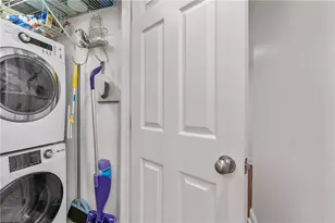 6980 Roswell Rd, Atlanta, GA 30328 - Photo 23