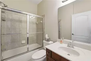 310 Lauren Ln, Woodstock, GA 30188 - Photo 9