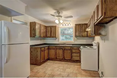 2577 Graywall Street, East Point, GA 30344 - Photo 3