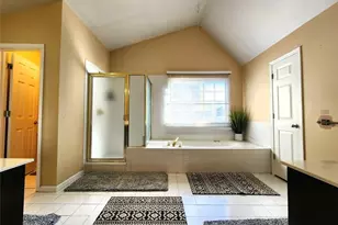 1225 Creek Laurel Dr, Lawrenceville, GA 30043 - Photo 9