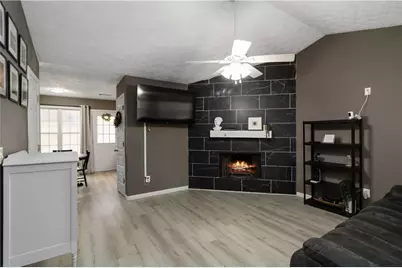 4560 Spring Leaf Drive, Gillsville, GA 30543 - Photo 3