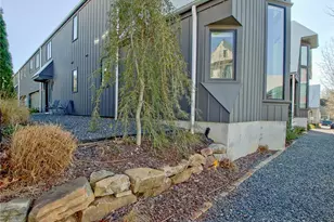 245 Breakspear Ln, Fayetteville, GA 30214 - Photo 3