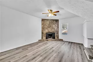 3959 Wood Path Dr, Stone Mountain, GA 30083 - Photo 17