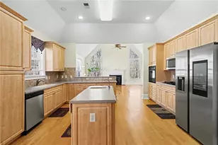 437 Grandiflora Dr, McDonough, GA 30253 - Photo 9