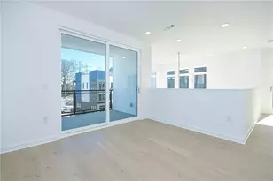 1050 Stacks Ave SE, Atlanta, GA 30315 - Photo 15