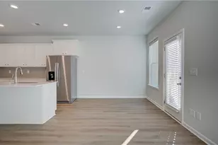 313 Navigator Ln, McDonough, GA 30253 - Photo 9