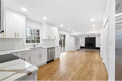 2958 Applewood Court NE, Atlanta, GA 30345 - Photo 9