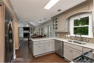 1202 Shallowford Trace Court, Woodstock, GA 30189 - Photo 7