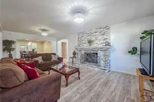 3944 Thornhill Dr SW, Lilburn, GA 30047 - Photo 9