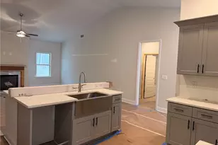 150 Magnolia Villas Dr, Cornelia, GA 30531 - Photo 11