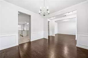 425 Lance View Ln, Lawrenceville, GA 30045 - Photo 5