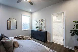 378 Sunset Hollow St, Sugar Hill, GA 30518 - Photo 15