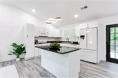 3038 Sutter Court, Snellville, GA 30039 - Photo 5