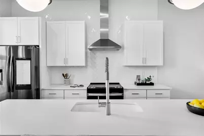 942 Spencer Avenue, Atlanta, GA 30318 - Photo 9