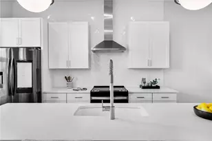 942 Spencer Ave, Atlanta, GA 30318 - Photo 9