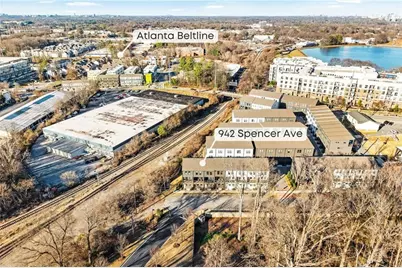 942 Spencer Avenue, Atlanta, GA 30318 - Photo 35