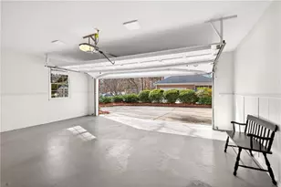 1833 Castleway Ln NE, Atlanta, GA 30345 - Photo 25