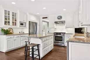 1833 Castleway Ln NE, Atlanta, GA 30345 - Photo 11