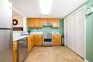 7750 Roswell Rd, Sandy Springs, GA 30350 - Photo 5