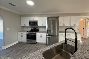 9448 Whaleys Lake Trce, Jonesboro, GA 30238 - Photo 3