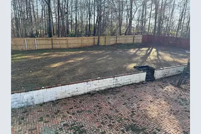 9448 Whaleys Lake Trace, Jonesboro, GA 30238 - Photo 17