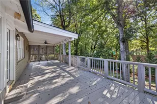 1072 Northcliffe Dr NW, Atlanta, GA 30318 - Photo 37