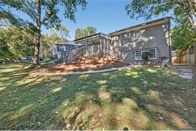 1072 Northcliffe Drive NW, Atlanta, GA 30318 - Photo 35