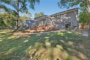 1072 Northcliffe Dr NW, Atlanta, GA 30318 - Photo 35