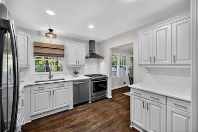 1072 Northcliffe Drive NW, Atlanta, GA 30318 - Photo 13