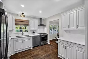 1072 Northcliffe Dr NW, Atlanta, GA 30318 - Photo 13